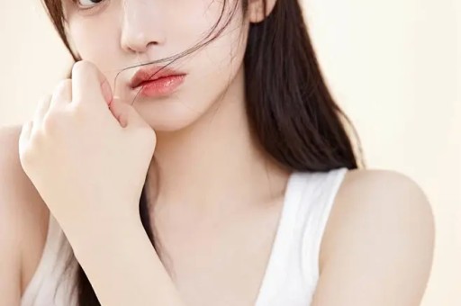 出轨丑男和夜光女星的瓜！檀健次被上面曝光！